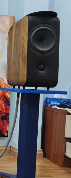 03.Chairo.jpg