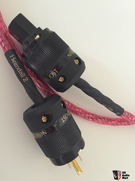 1020966-nordost-heimdall-2-2m-power-cord.jpg