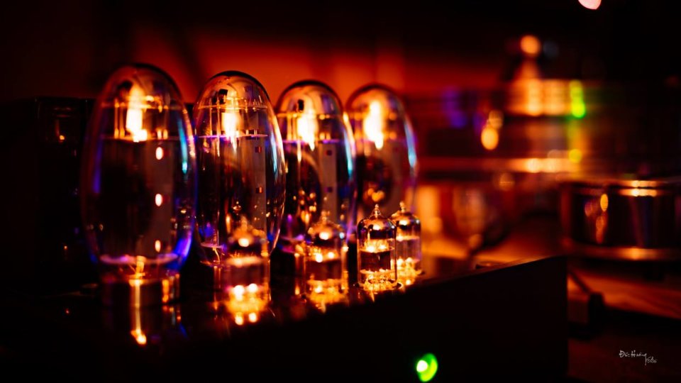 12711002_430062283864343_284950105645708654_o.jpg
