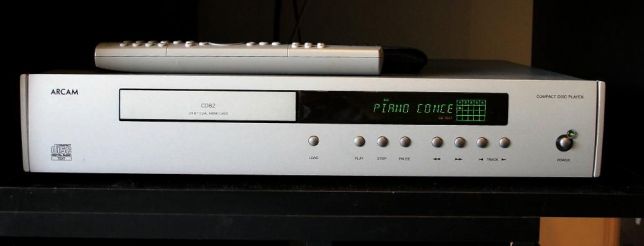 151417351_1_644x461_cd-player-arcam-diva-cd-82-t-silver-transport-inclus-cluj-napoca.jpg