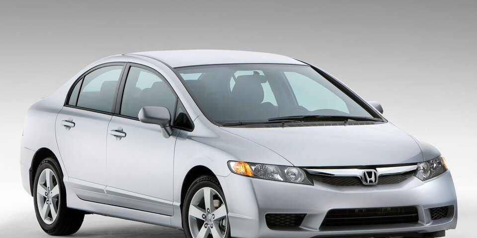 2009-honda-civic-and-civic-si-photo-224763-s-original.jpg