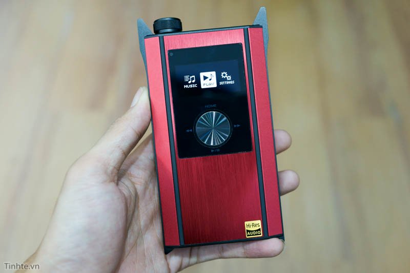 3008960_tinhte_TEAC_HA-P90SD_1.jpg