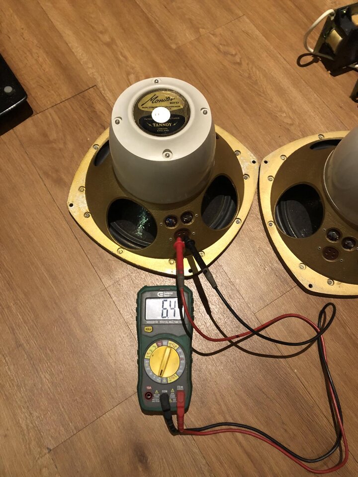 368700491_1590067105154097_7731144694702219734_n.jpg
