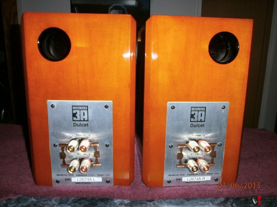 523210-reference_3a_dulcet_monitors_in_the_red_maple_finish_8910_cond.jpg
