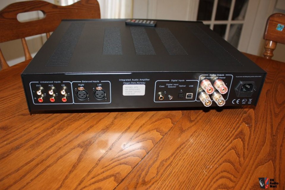 554822-hegel_h70_integrated_amp_with_dac.jpg