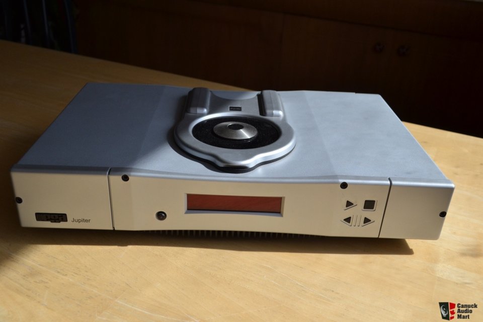 936086-rega-jupiter-top-load-cd-player.jpg