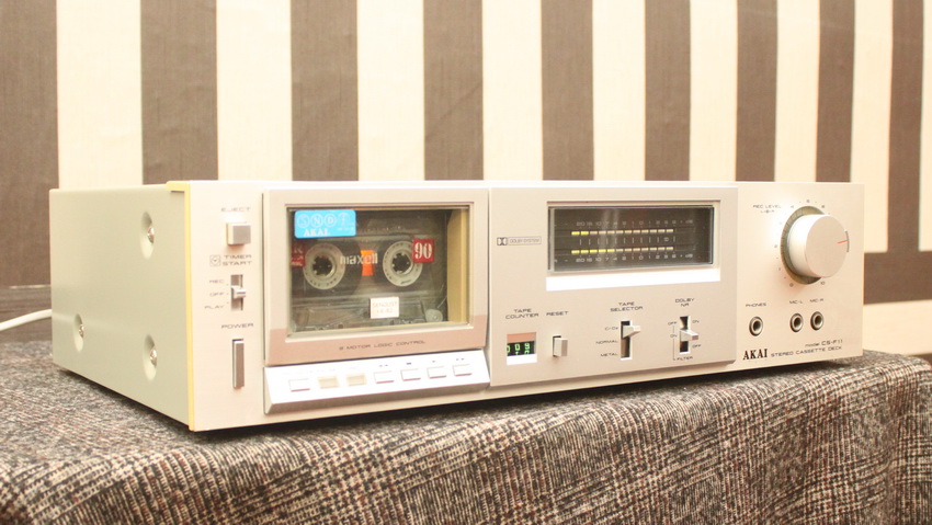 AKAI  CS-F11.jpg