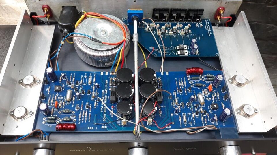 Amp Sonneteer inside.jpg