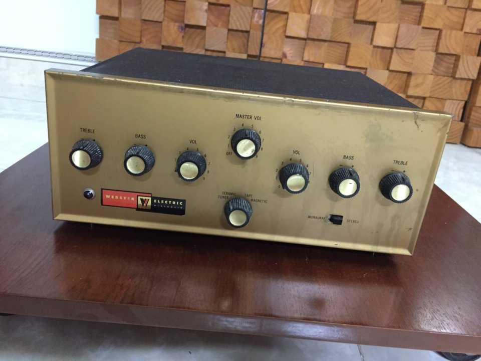 ampli (4).jpg