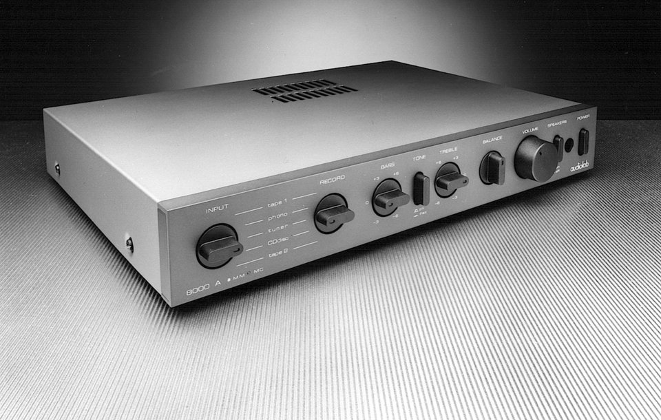 audiolab-8000a-ag.jpg