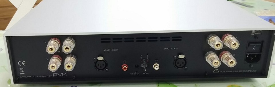 av3.jpg