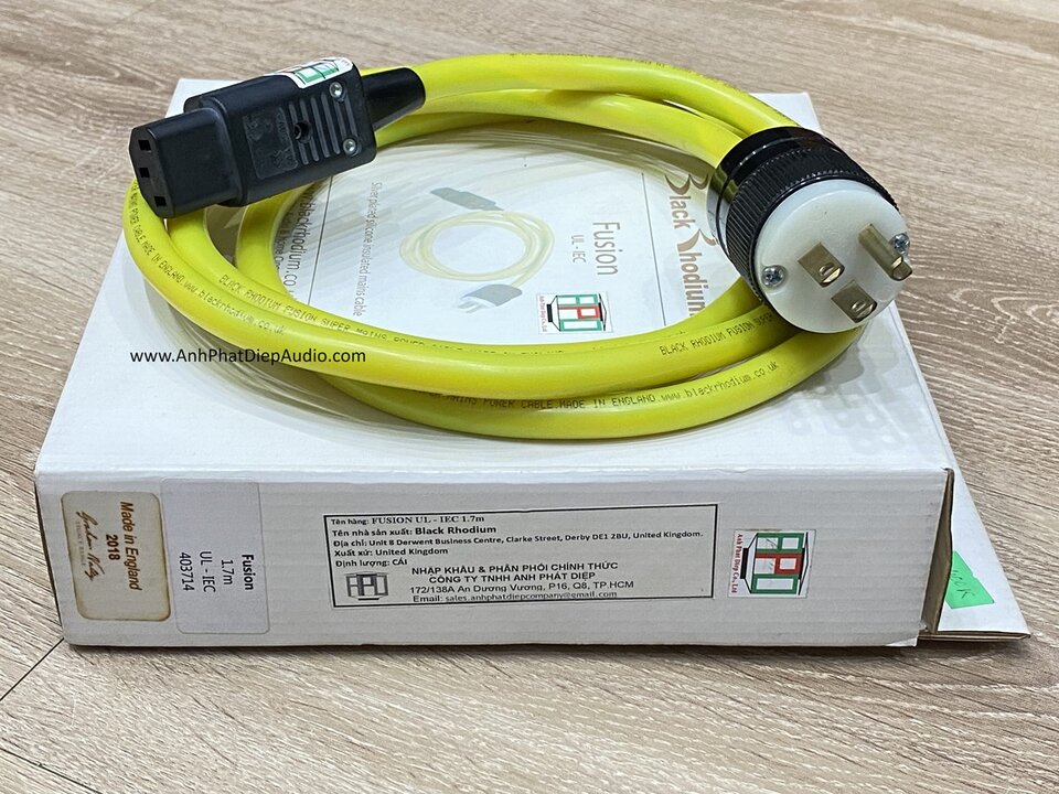 Black Rhodium Fusion Mains Cable - hop 1.jpg
