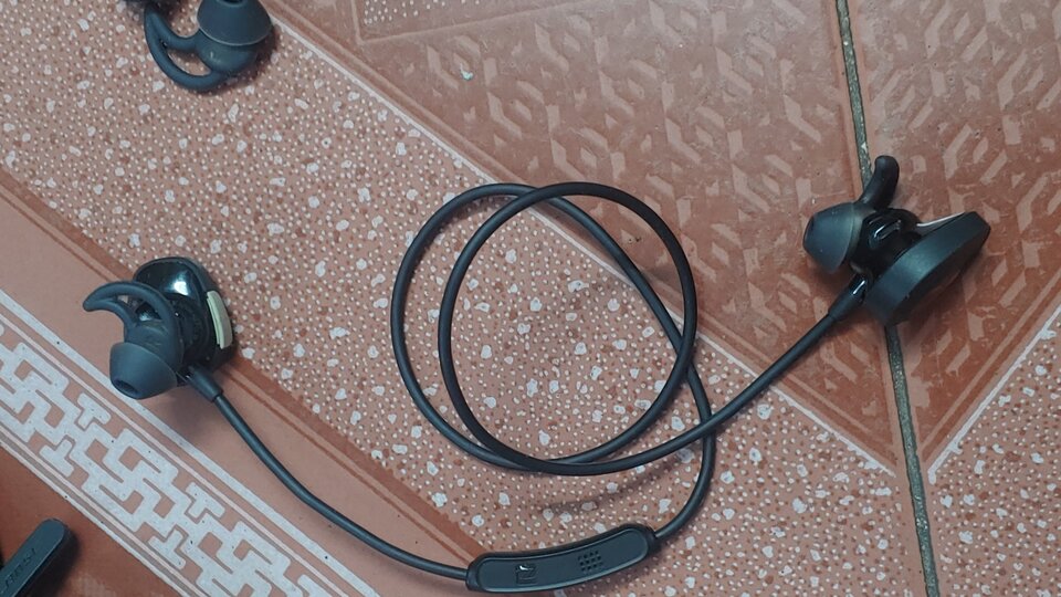 bose soundsport 2.jpg