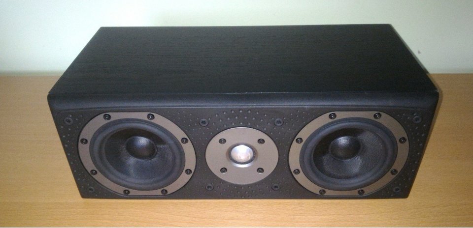 caixa-acustica-central-bw-lcr3-center-speaker-D_NQ_NP_648715-MLB26722338752_012018-F.jpg
