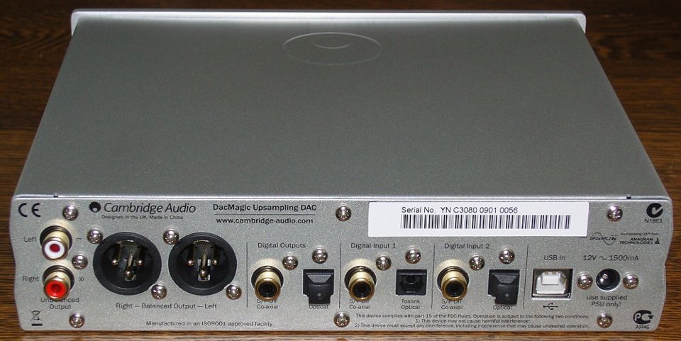 cambridge-audio-dac-magic-rear-panel-large.jpg