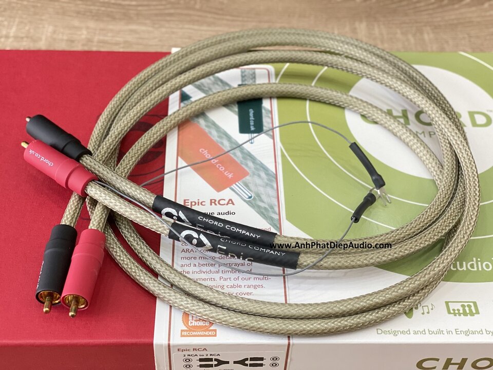 CHORD EPIC 2RCA - 2RCA Turntable thanh ly 2.jpg