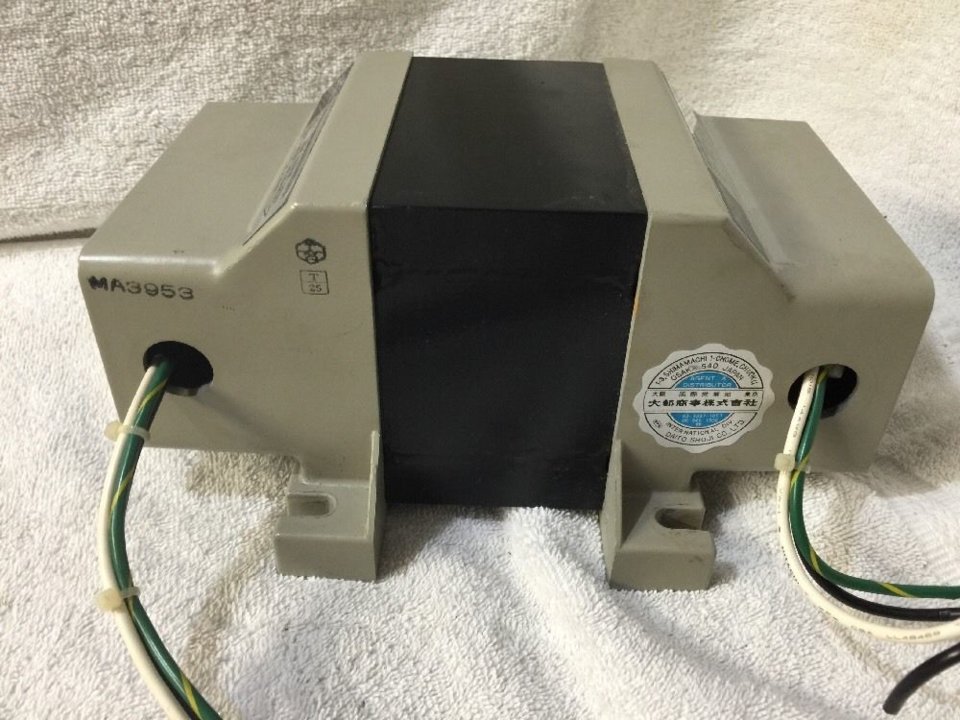 Daitron-Line-Noise-Suppressing-Ultra-Isolator-J91095-11-500VA-005PF.jpg