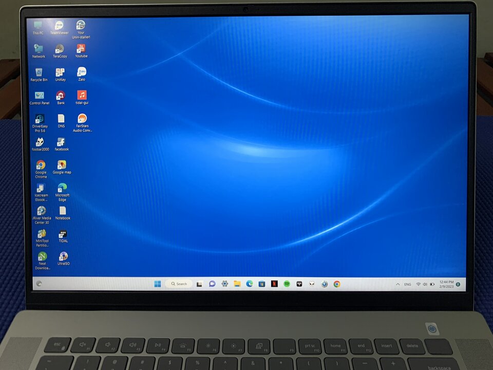 Dell - 3.jpg