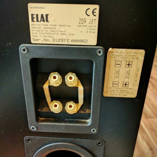elac_209_jet_speakers_frontrear_1499244117_322cc9cd.jpeg