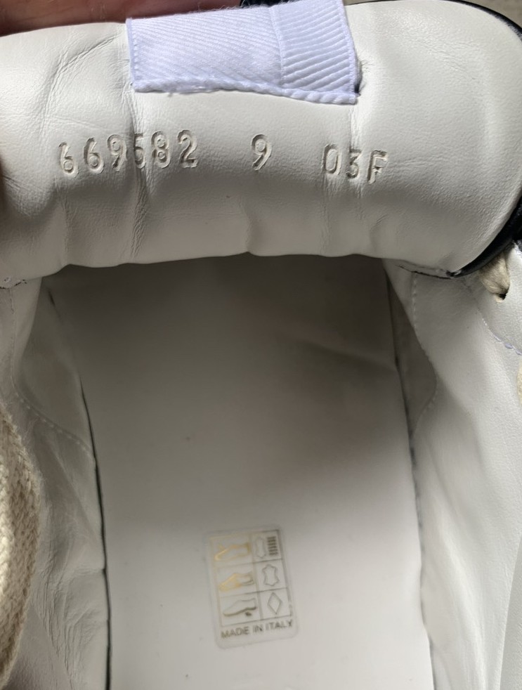 gucci inside.jpg