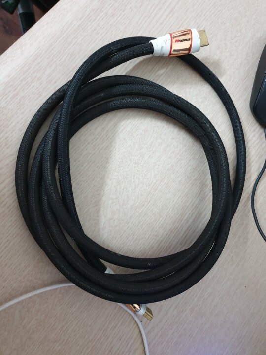 HDMI cable.jpg