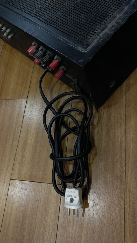 IMG_20220126_214305_585_copy_1944x3456.jpg