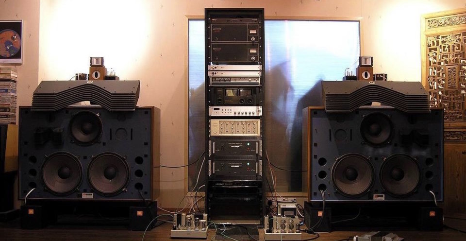 JBL 4350.jpg