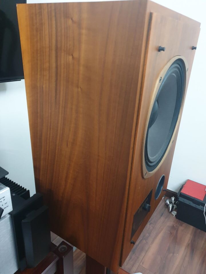 Loa tannoy Impulse 15 2.jpg