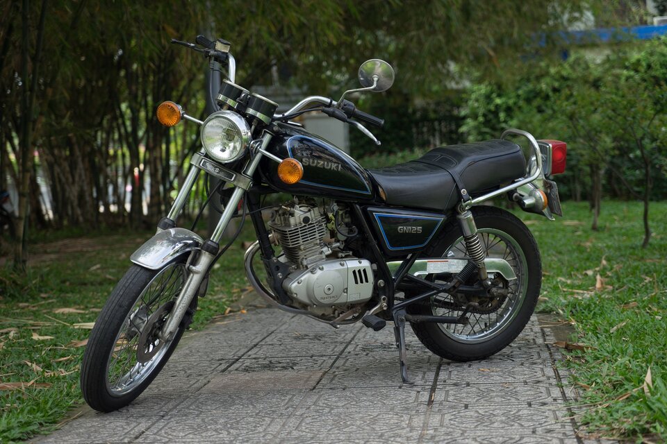 M-1.jpg
