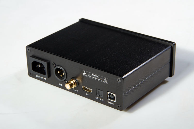 Mi-n-ph-t-u-New-GUSTARD-U12-XMOS-USB-DAC-K-Thu-t-S-Giao.jpg