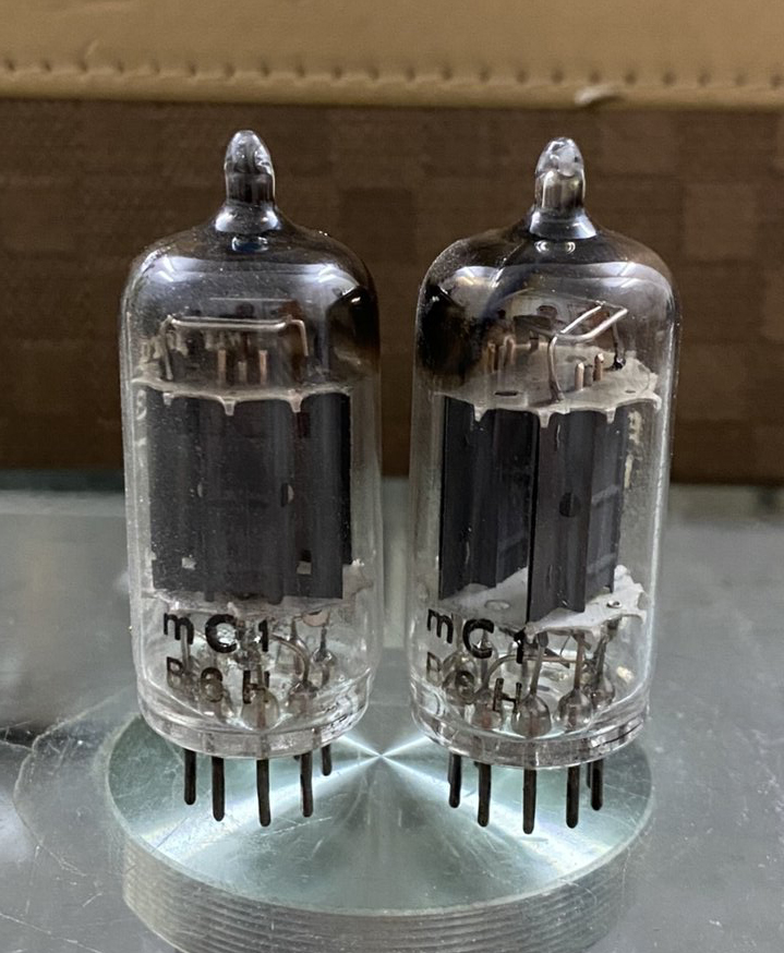 Mullard 12AX7 02.jpeg