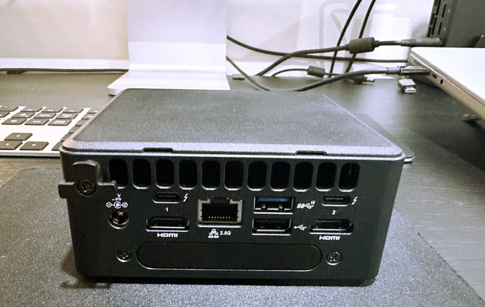 NUC 11 2.jpg