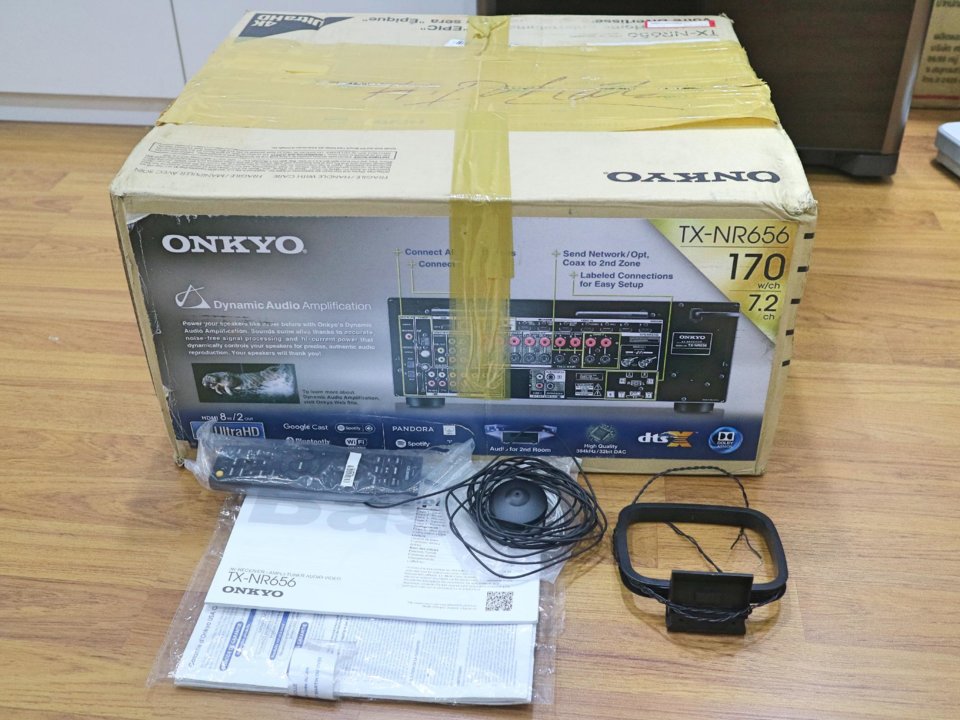 Onkyo 656 2.jpg
