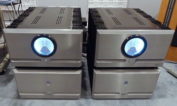 pass-labs-xs-300-both-chassis-small.jpg