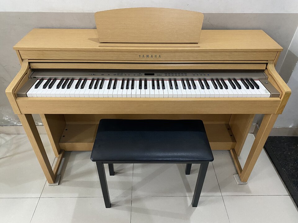 PIANO YAMAHA CLP-430C (3).jpeg