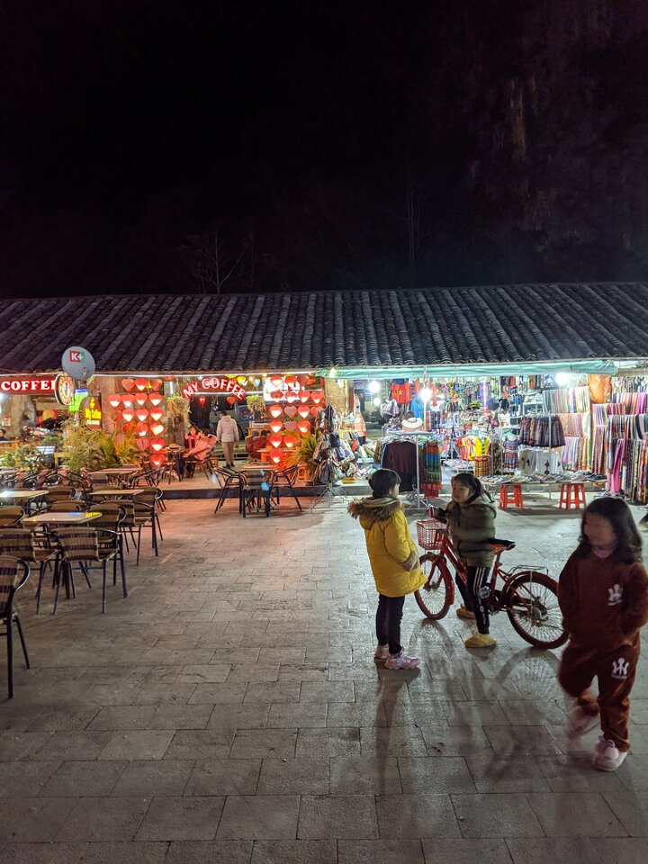 PXL_20201219_133554237.NIGHT.jpg