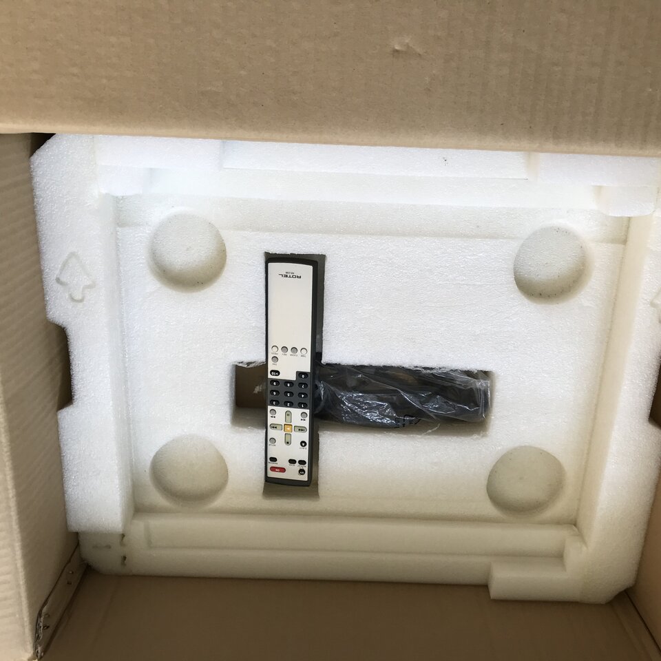 Rotel RCD-1570s.1.JPG