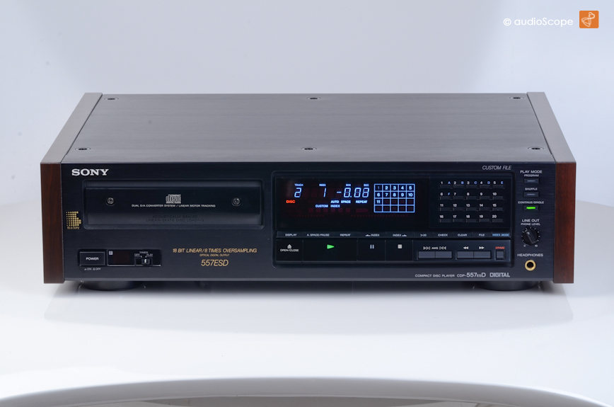 sony_cdp_557_esd-2.jpg