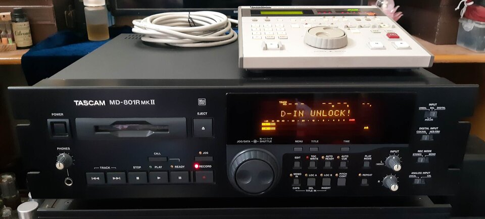 Tascam MD_801_1.jpg