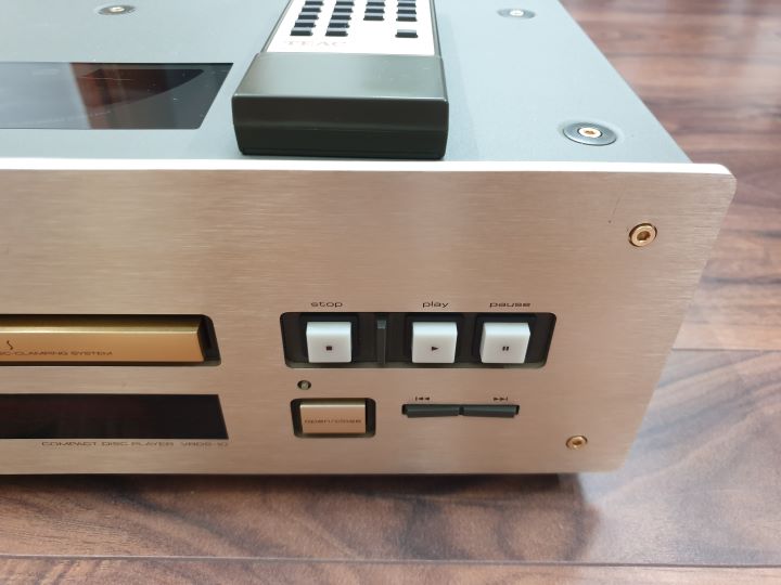 Teac 10 front 1.jpg