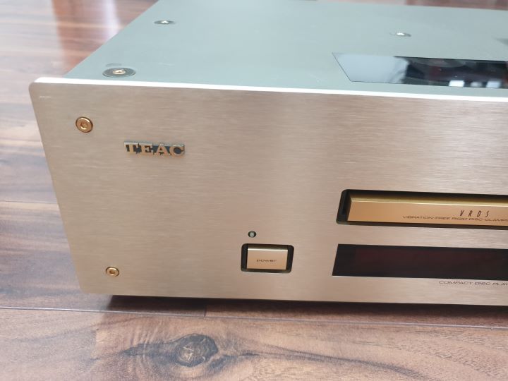 Teac 10 front 2.jpg