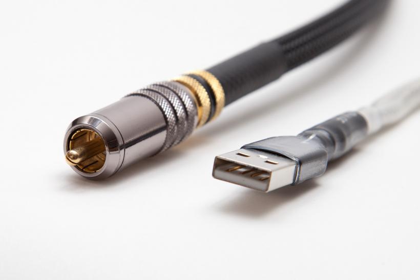 USB-A-RCA-angle.jpg