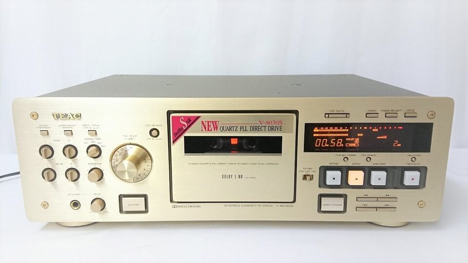 v8030s-00.jpg