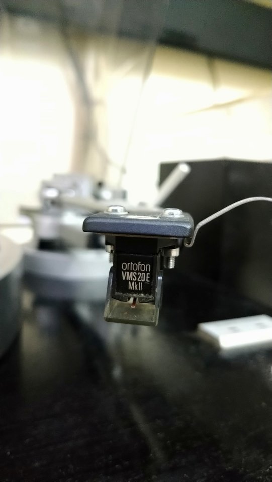 Yamaha Turntable 8.jpg