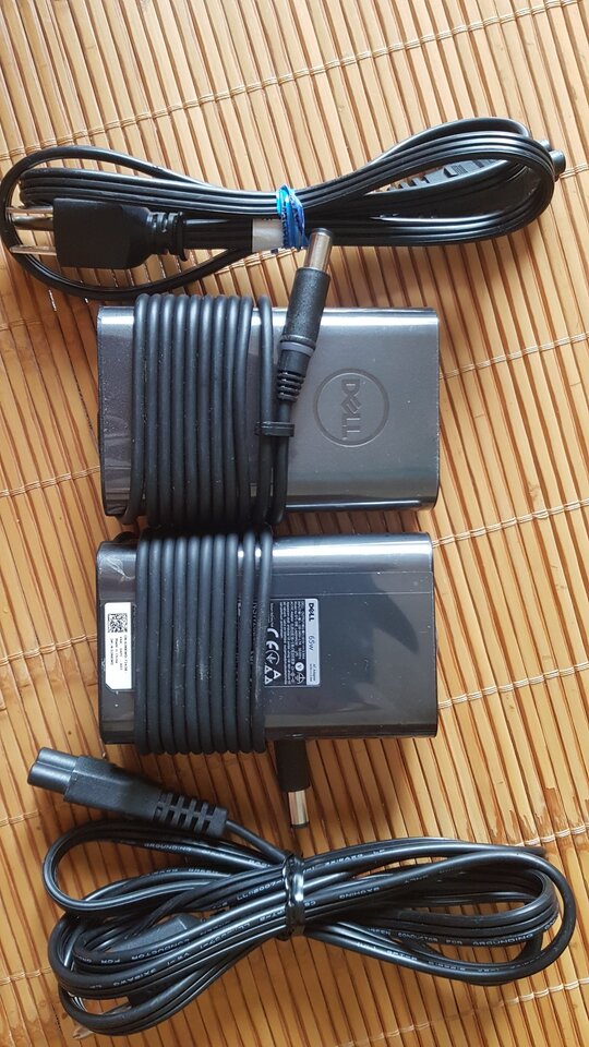 z2637560043838_78004643fccfd75762c412659a062915.jpg