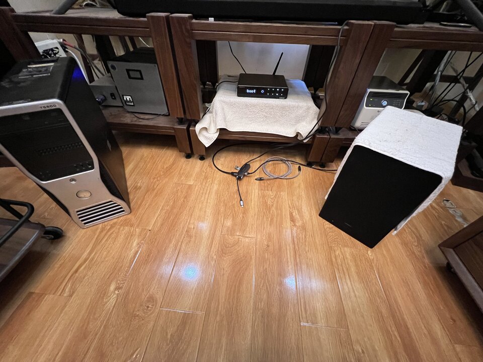 z3803478556029_89d207d14780615a70b09581e16a10e1.jpg