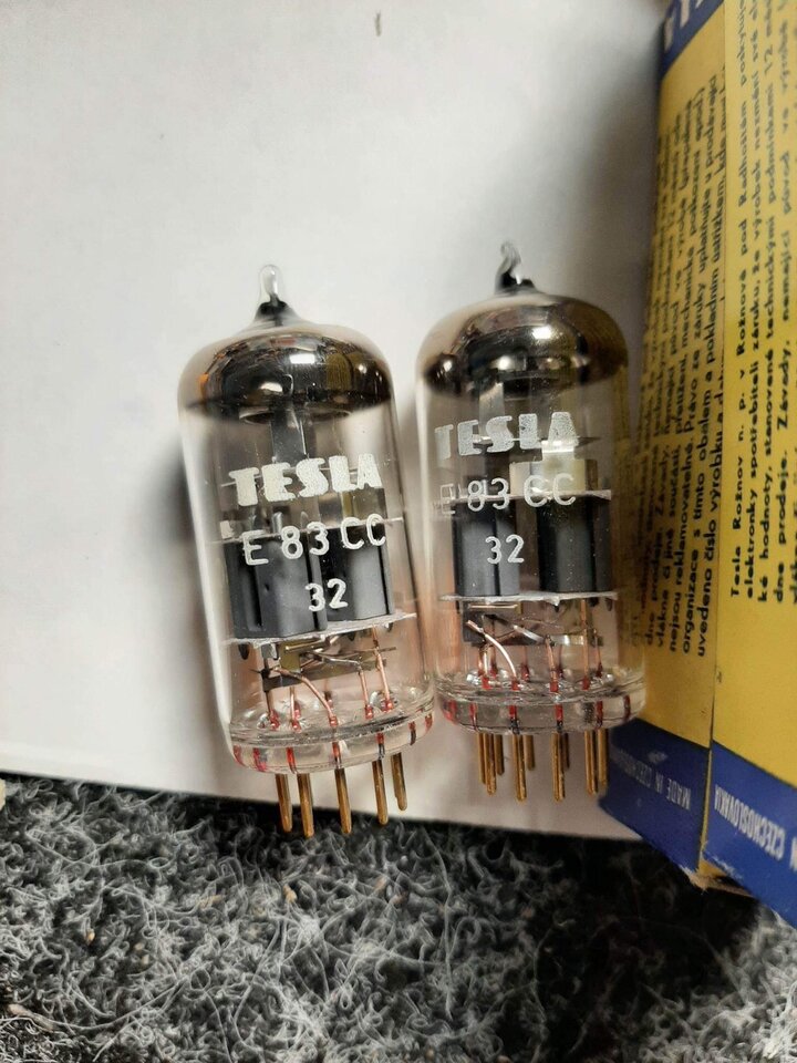 z4196445285318_bd137a2e50782cb7d42c51b3147dbf15.jpg