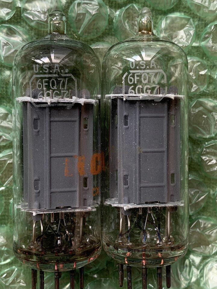 z4389117533888_9078180e53051462943961c356f67936.jpg