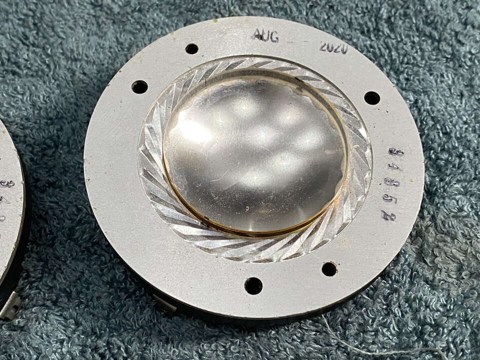 z4700441102141_f9722502ce785c3d78beccb9aaf1c901.jpg
