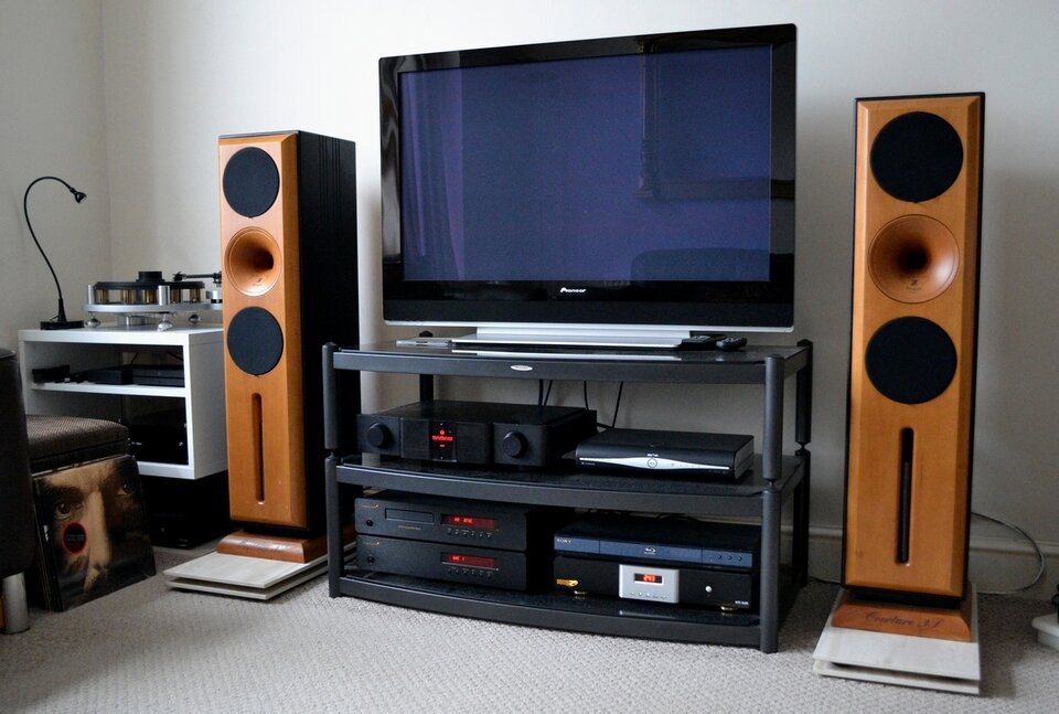 Zingalis-Overture-3-KAI-180-small.jpg